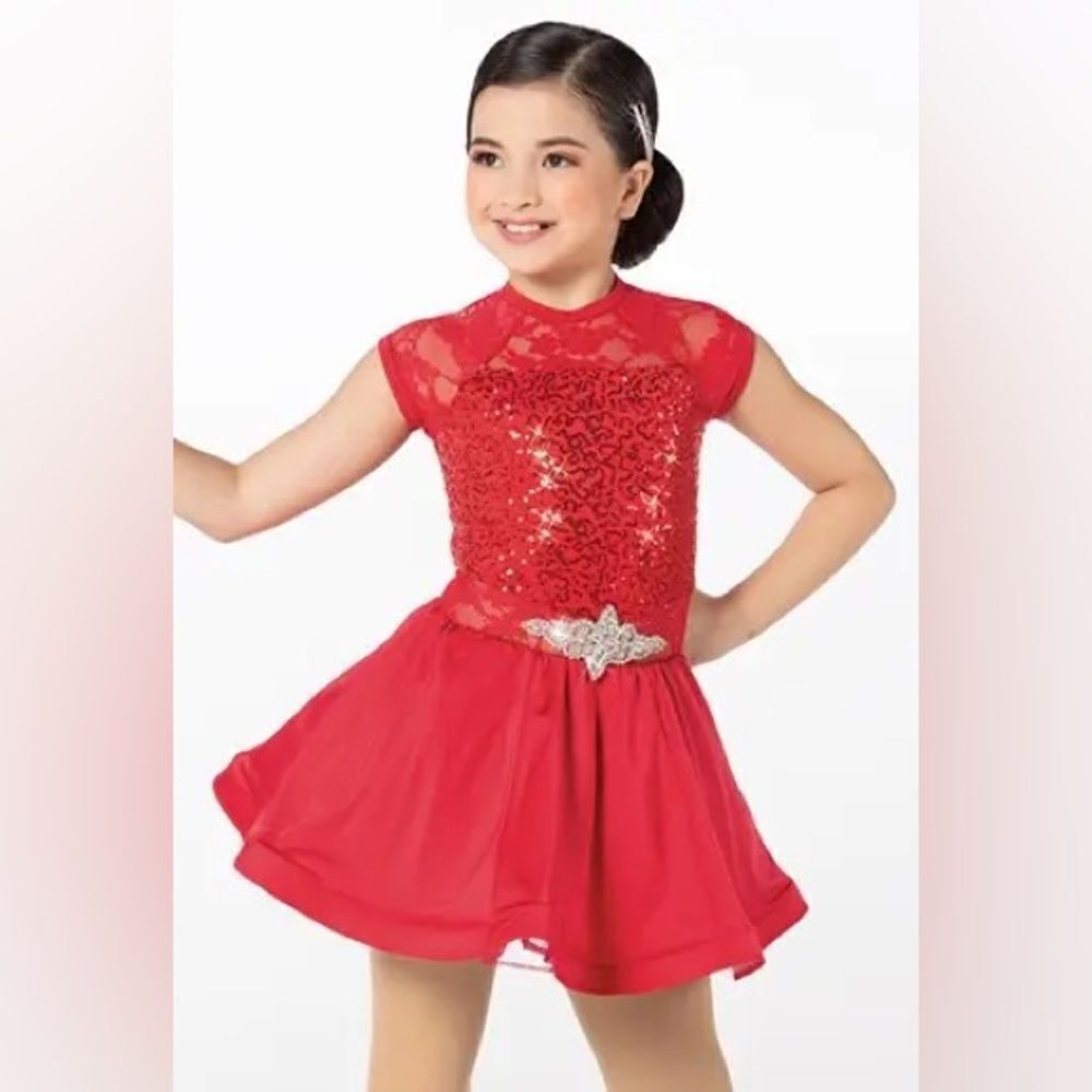 WEISSMAN Dance red tutu Fallin' In Love
13326 This Is Me 12205 MC 10/12